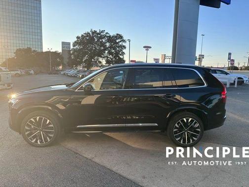 Onyx Black Metallic 2026 Volvo XC90 B5 Core