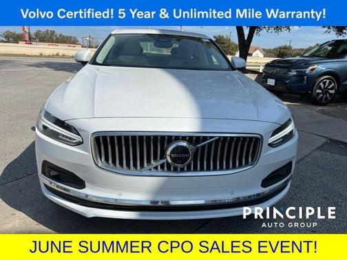 2022 Volvo S90 B6 Inscription