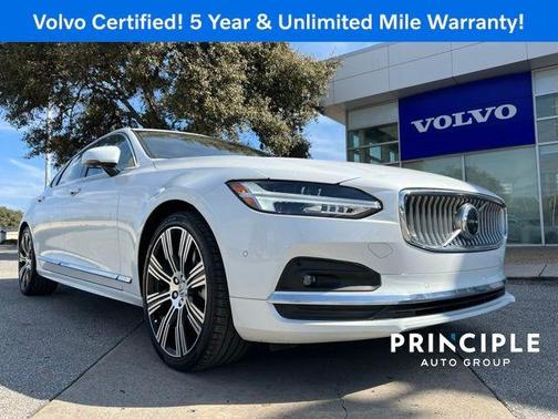 2022 Volvo S90 B6 Inscription