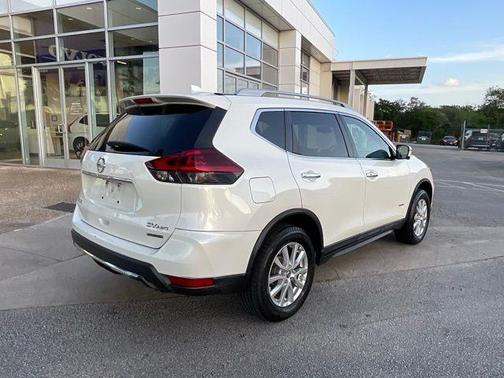2018 Nissan Rogue Hybrid SV