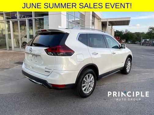 2018 Nissan Rogue Hybrid SV