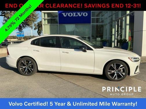 2024 Volvo S60 B5 Core Dark Theme