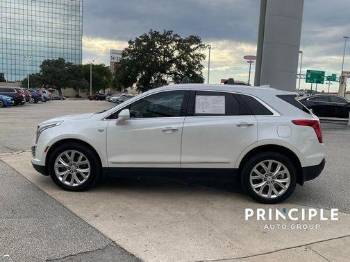 2017 Cadillac XT5 Platinum