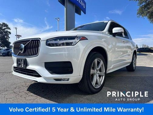 2023 Volvo XC90 B5 Core