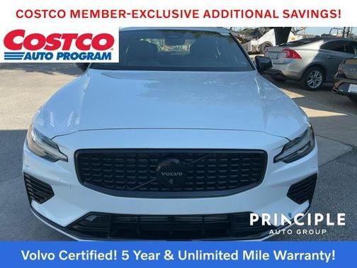 2024 Volvo S60 Recharge Plug-In Hybrid T8 Plus Black Edition