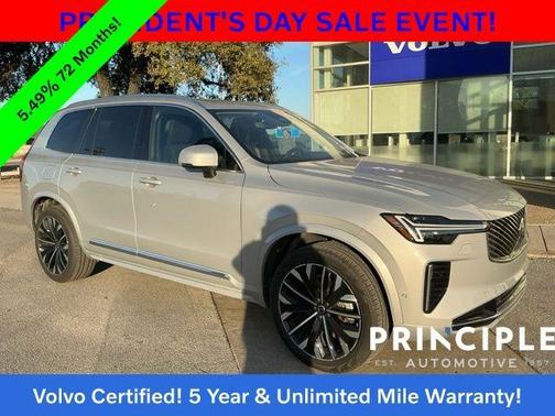 2025 Volvo XC90 B6 Plus 7-Seater