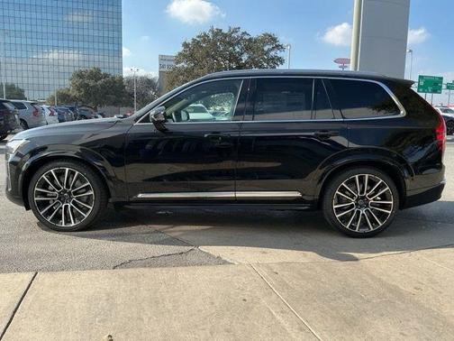 2026 Volvo XC90 B6 Plus 6-Seater