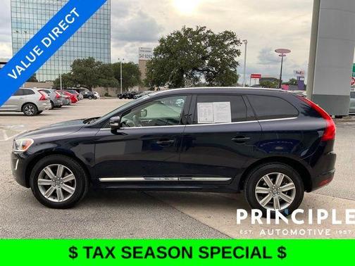 Magic Blue Metallic 2017 Volvo XC60 T5 Inscription