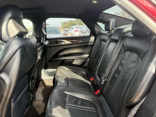 2017 Lincoln MKZ Base