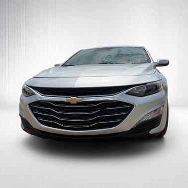 Silver Ice Metallic 2021 Chevrolet Malibu FWD LT