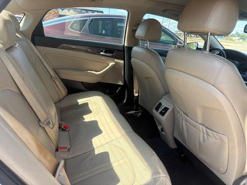 2019 Hyundai SONATA Limited