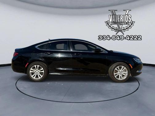 2017 Chrysler 200 Limited