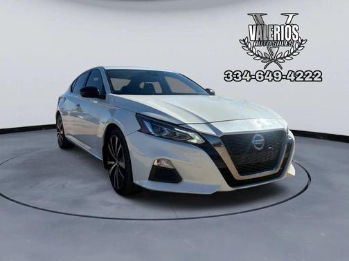 2021 Nissan Altima SR FWD