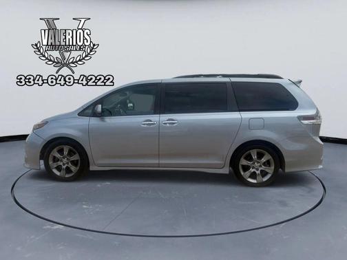 2014 Toyota Sienna XLE