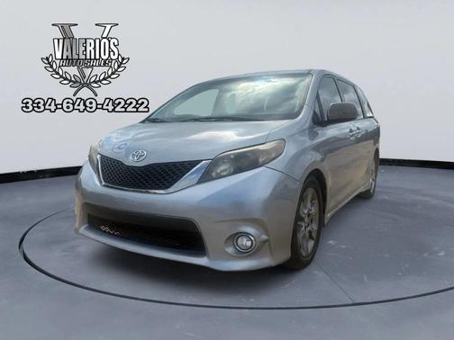 2014 Toyota Sienna XLE
