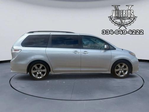 2014 Toyota Sienna XLE