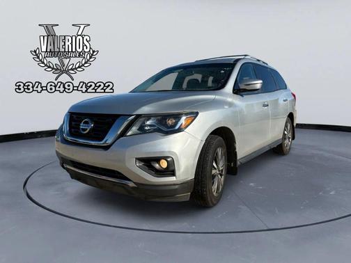 2017 Nissan Pathfinder SV