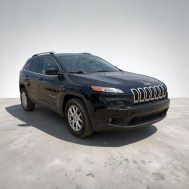 Granite Crystal Metallic Clearcoat 2015 Jeep Cherokee Sport