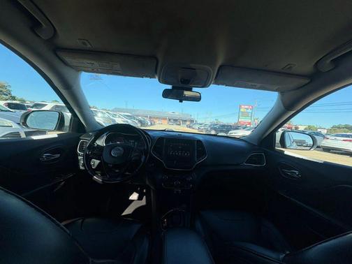 2019 Jeep Cherokee Altitude