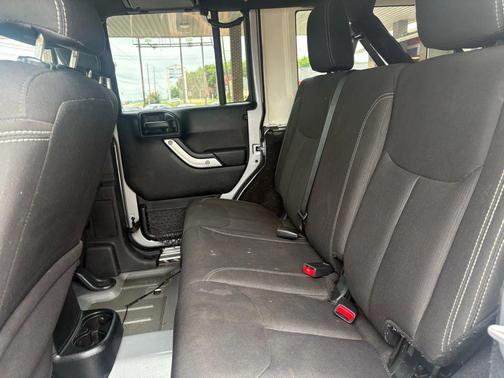 2018 Jeep Wrangler JK Unlimited Sport