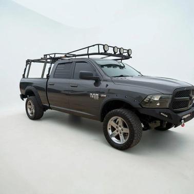 Granite Crystal Metallic Clearcoat 2019 RAM 1500 SLT