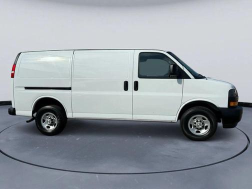 2021 Chevrolet Express 2500 RWD 2500 Regular Wheelbase WT