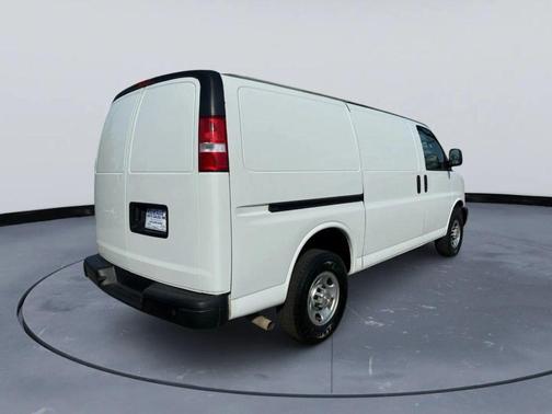 2021 Chevrolet Express 2500 RWD 2500 Regular Wheelbase WT
