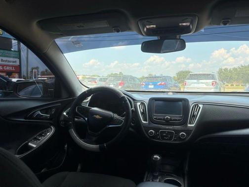 2017 Chevrolet Malibu 1LS