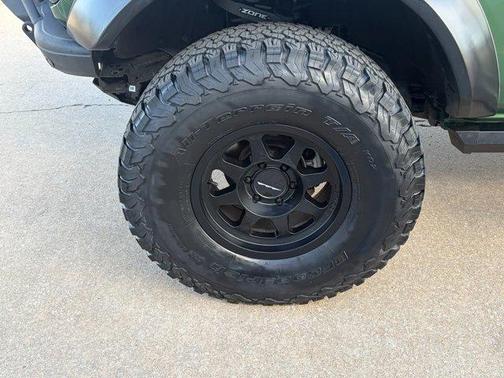 2022 Ford Bronco Base