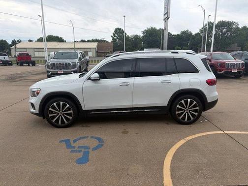 White 2023 Mercedes-Benz GLB 250 Base 4MATIC