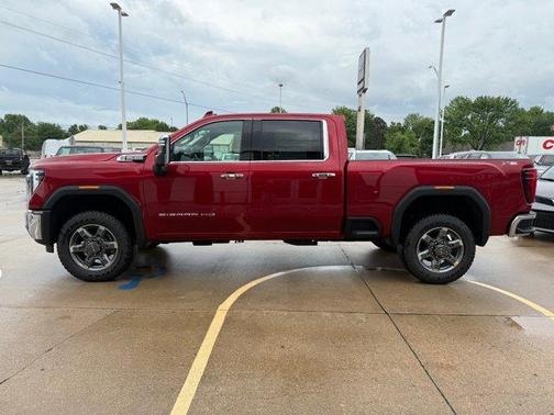 2025 GMC Sierra 2500 SLT