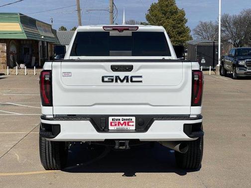 2024 GMC Sierra 2500 AT4