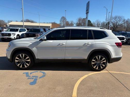 2019 Volkswagen Atlas 3.6L SEL Premium