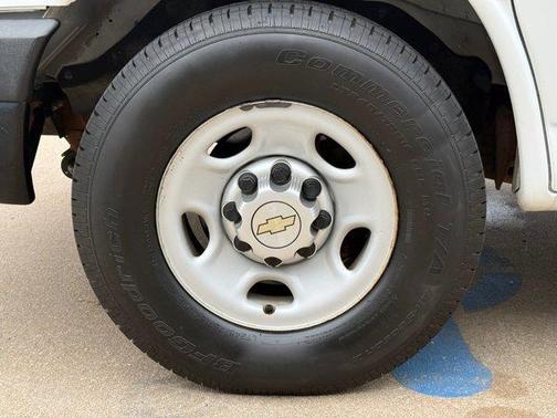 2013 Chevrolet Express 3500 LS