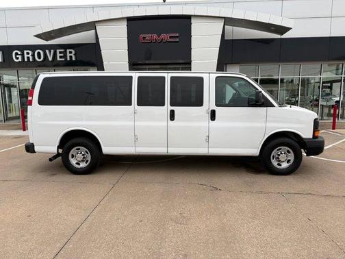 2013 Chevrolet Express 3500 LS