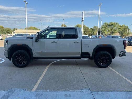 2026 GMC Sierra 2500 AT4