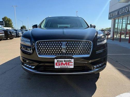 2022 Lincoln Nautilus Black Label