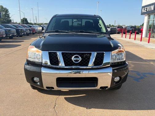 Magnetic Black 2015 Nissan Titan SV