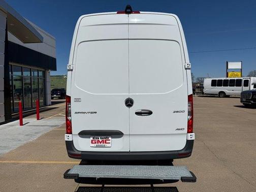 2023 Mercedes-Benz Sprinter 2500 High Roof 4-Cyl Diesel HO