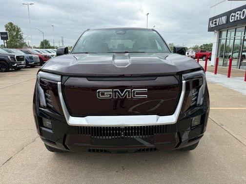 2025 GMC Sierra EV Denali