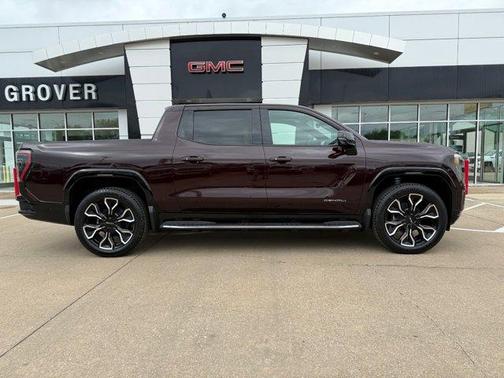2025 GMC Sierra EV Denali