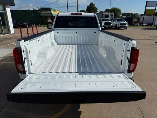 2025 GMC Sierra 2500 Pro