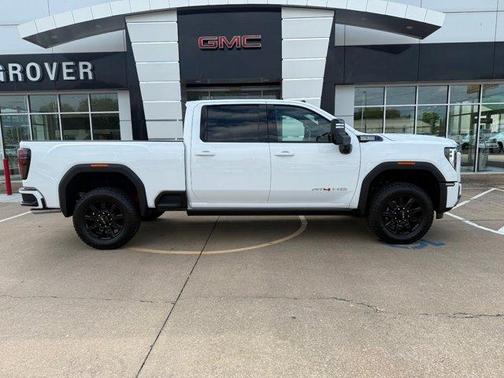 2026 GMC Sierra 2500 AT4