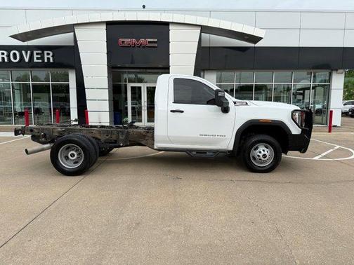 2022 GMC Sierra 3500 Pro
