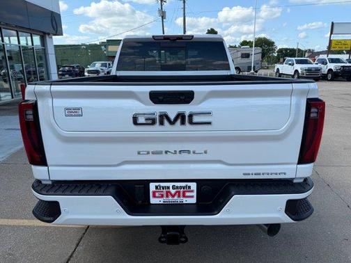 2025 GMC Sierra 2500 Denali Ultimate