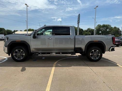 2025 GMC Sierra 2500 SLT
