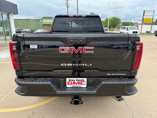 2025 GMC Sierra 2500 Denali