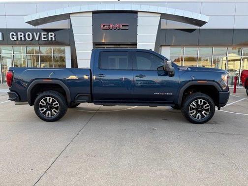 2022 GMC Sierra 2500 AT4