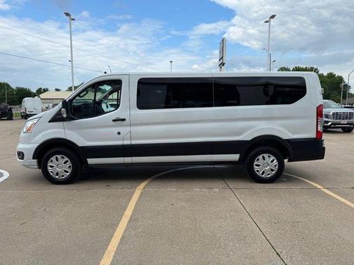 2022 Ford Transit-350 XLT