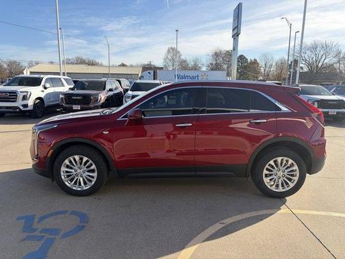 2024 Cadillac XT4 Luxury